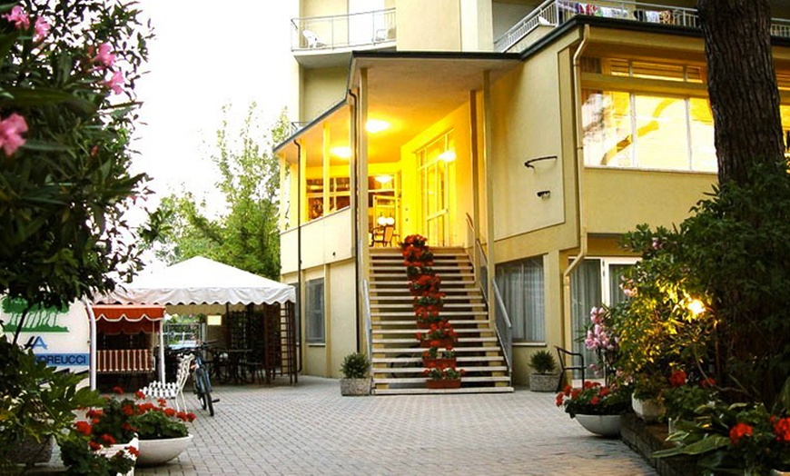 c870x524